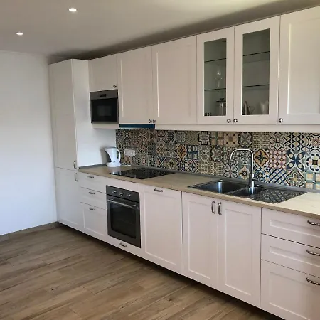 Rolas Apartment *