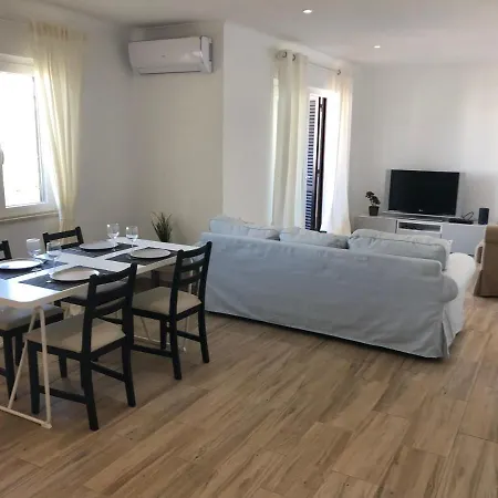 Appartement Rolas *